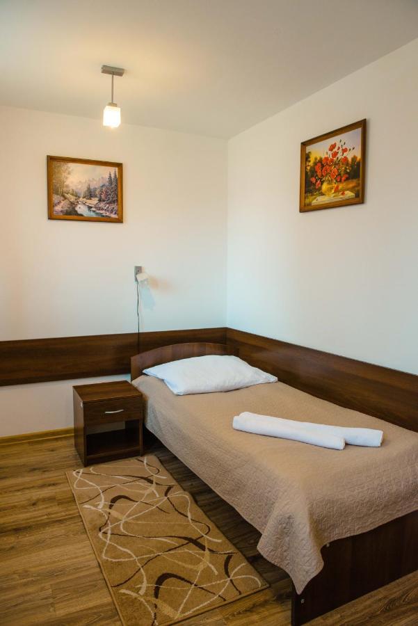 Hotel Turkus Jarosław Extérieur photo