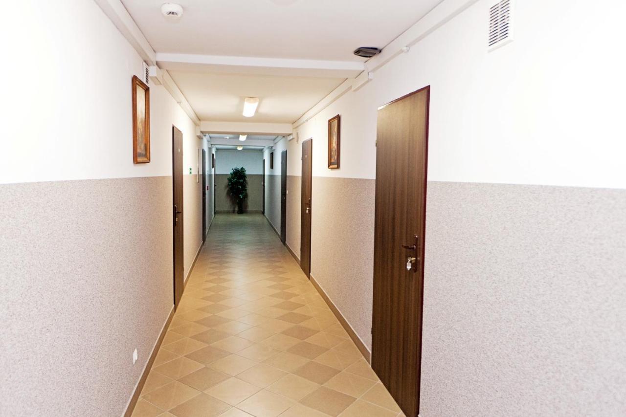 Hotel Turkus Jarosław Extérieur photo