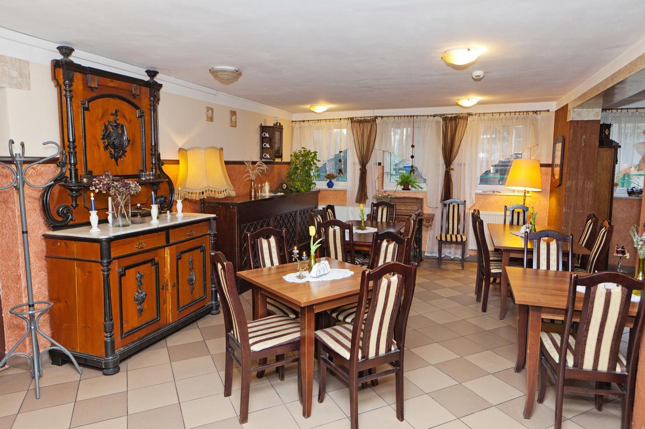 Hotel Turkus Jarosław Extérieur photo